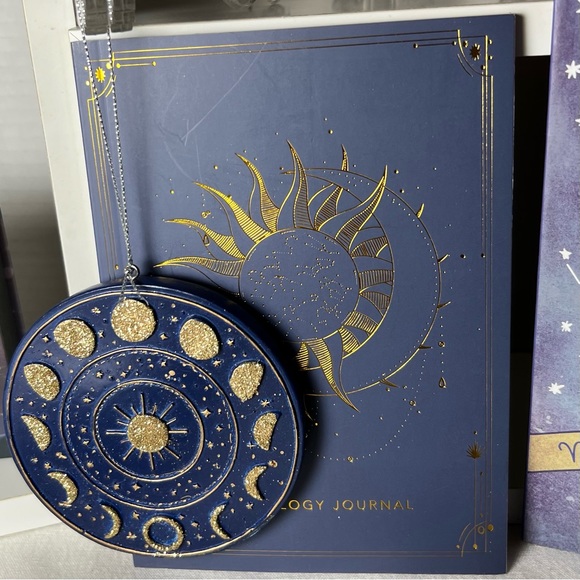 ASTROLOGY GIFT SET - Picture 8 of 11